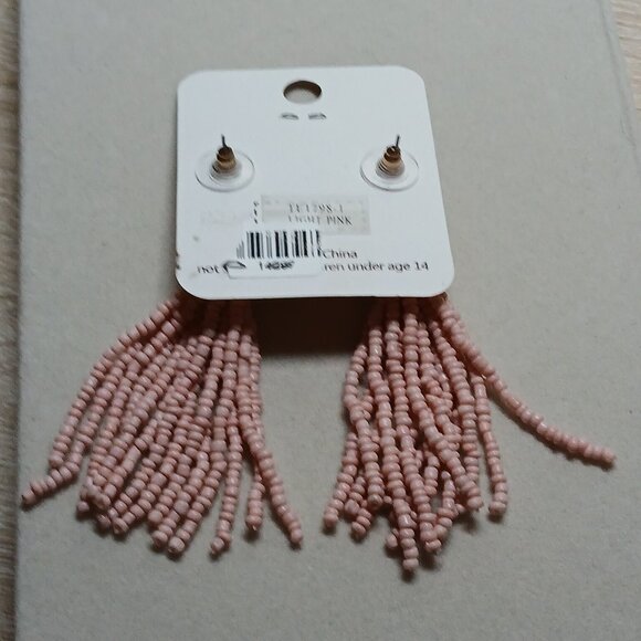 NWT Fashion Jewelry Core Pale Pink Tassel Earrings #15 - Picture 7 of 8